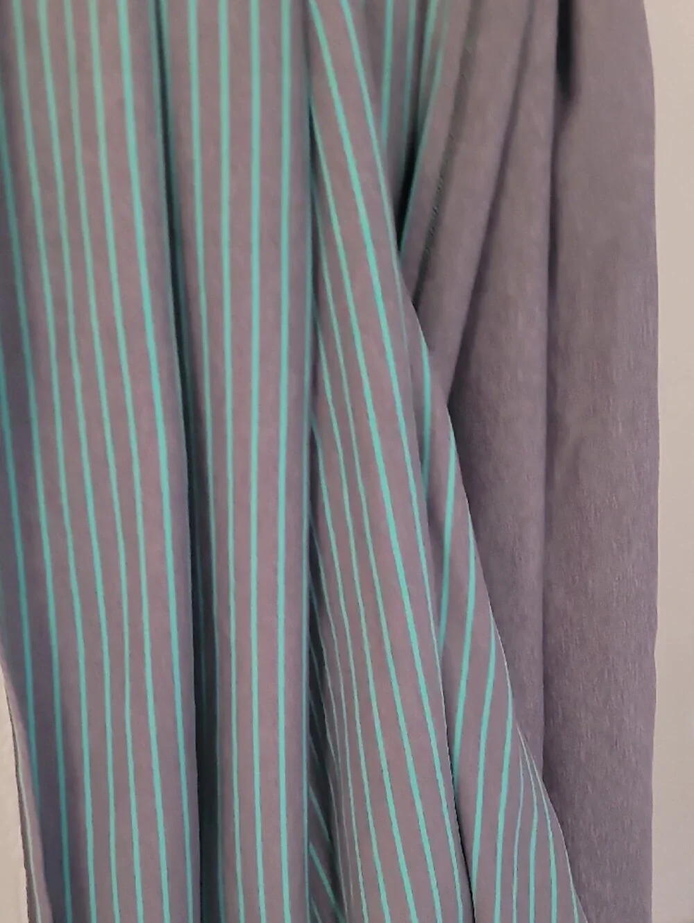 lululemon💎 athletica Gray and Mint Striped Infinity Scarf